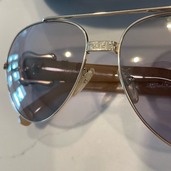 VINTAGE Fendi B Buckle (Guitar) Aviator Sunglasses - Picture 8 of 8